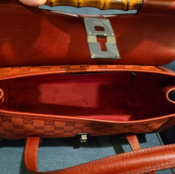 Authentic Gucci Handbag - Picture 4 of 8